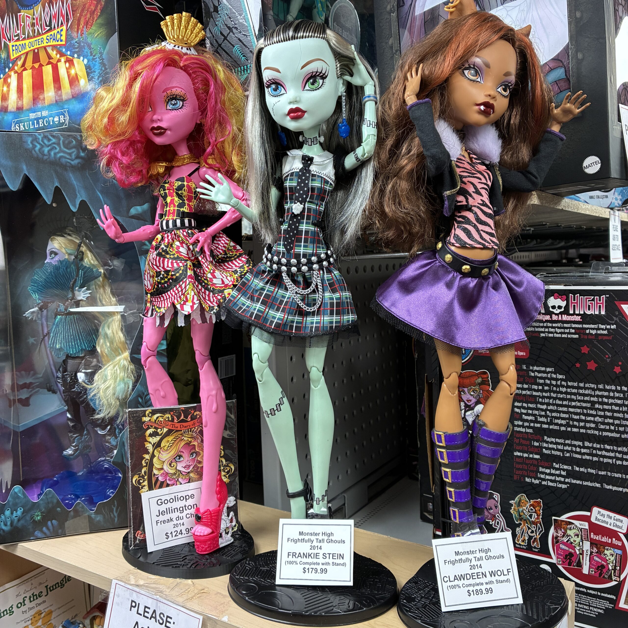 Frightfully Tall Monster High Dolls – Absolutely Stunning!